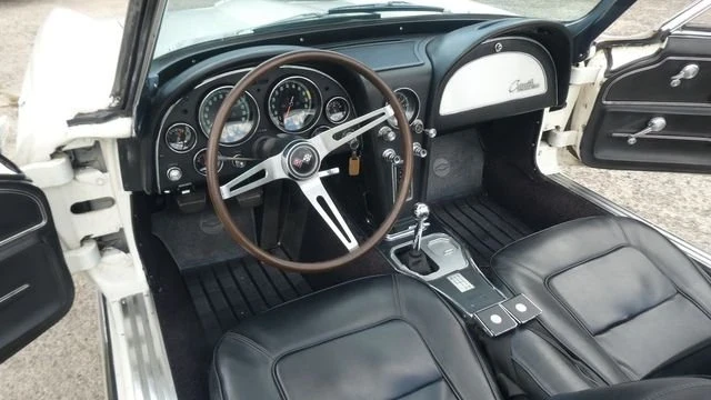1965 Chevrolet Corvette C2 - Image 14 of 20