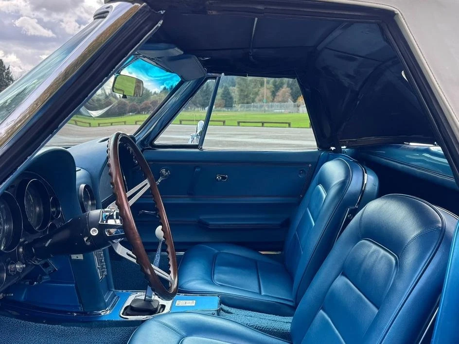 1965 Chevrolet Corvette C2 - Image 19 of 20