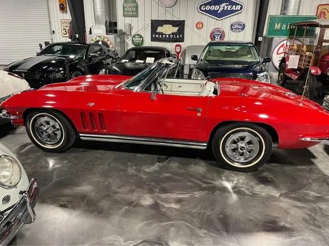 1965 Chevrolet Corvette C2 - Image 2 of 11