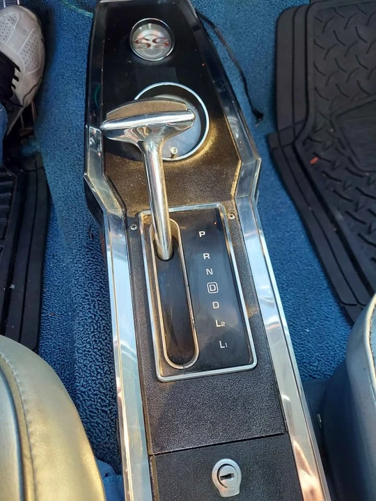 1965 Chevrolet Impala 4th Gen - Image 15 of 16
