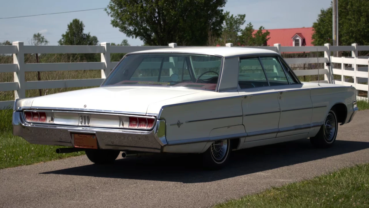 1965 Chrysler 300 Non-Letter Series - Image 25 of 31