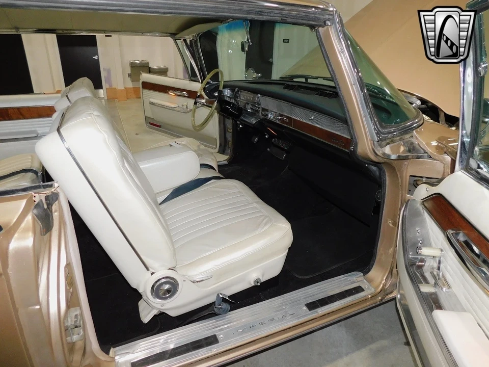 1965 Chrysler Imperial 2nd Gen - Image 9 of 12