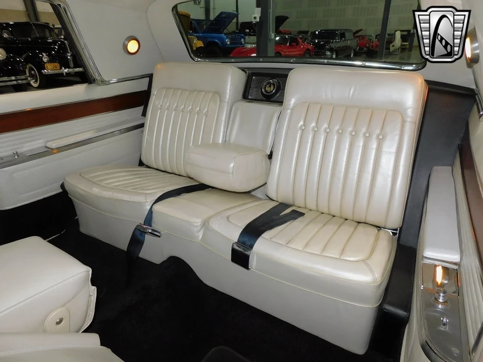 1965 Chrysler Imperial 2nd Gen - Image 10 of 12