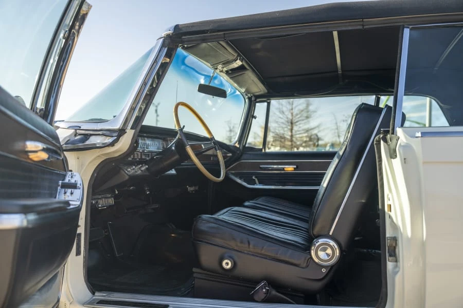 1965 Chrysler Imperial 2nd Gen - Image 25 of 31