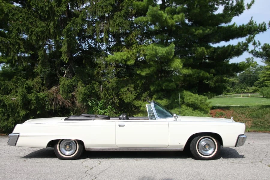 1965 Chrysler Imperial 2nd Gen - Image 2 of 5