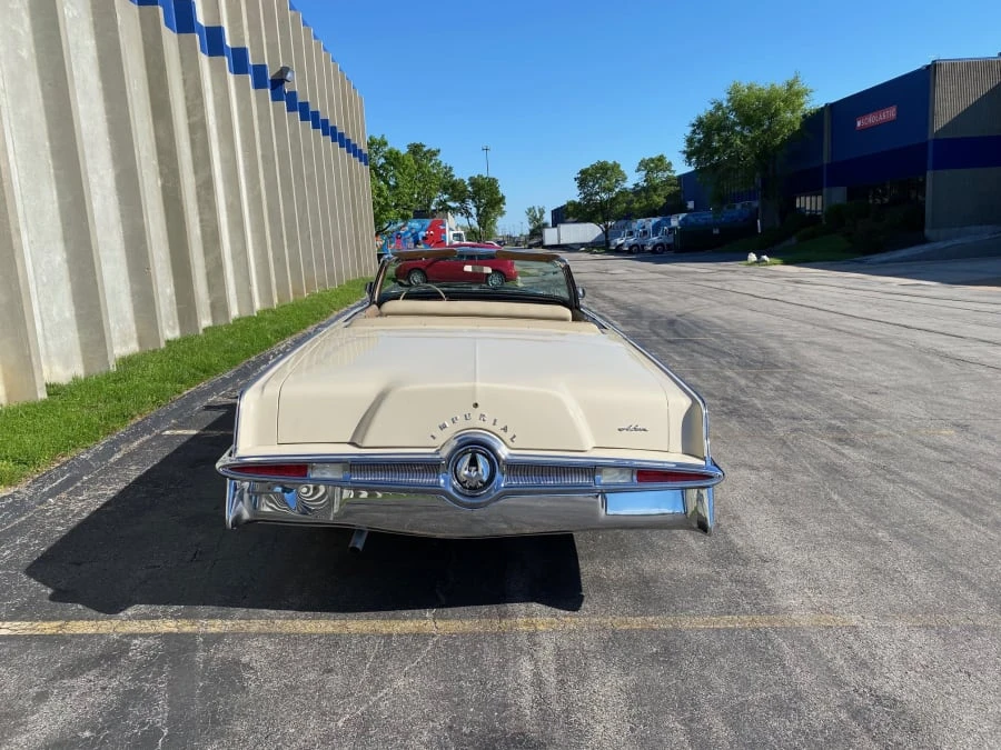 1965 Chrysler Imperial 2nd Gen - Image 9 of 14