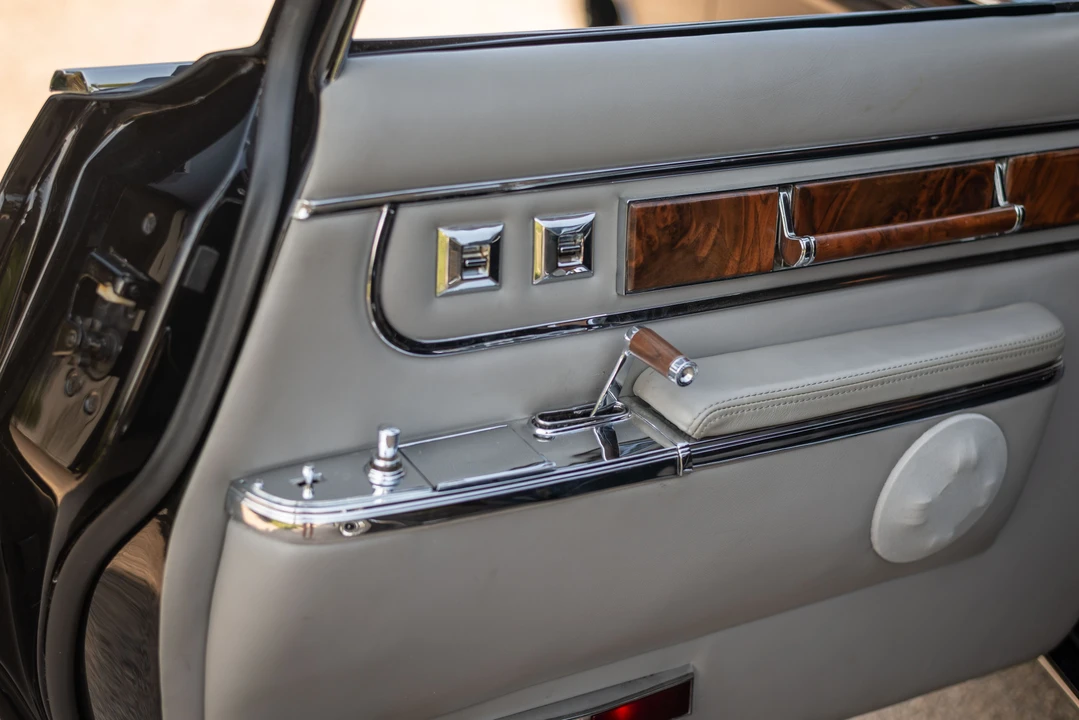 1965 Chrysler Imperial 2nd Gen - Image 23 of 31