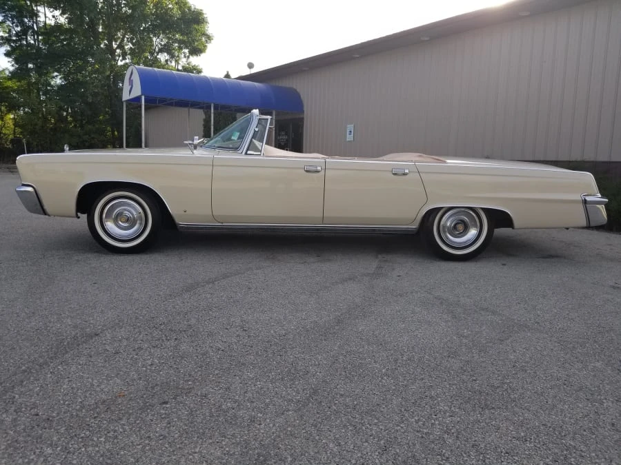 1965 Chrysler Imperial 2nd Gen - Image 2 of 9