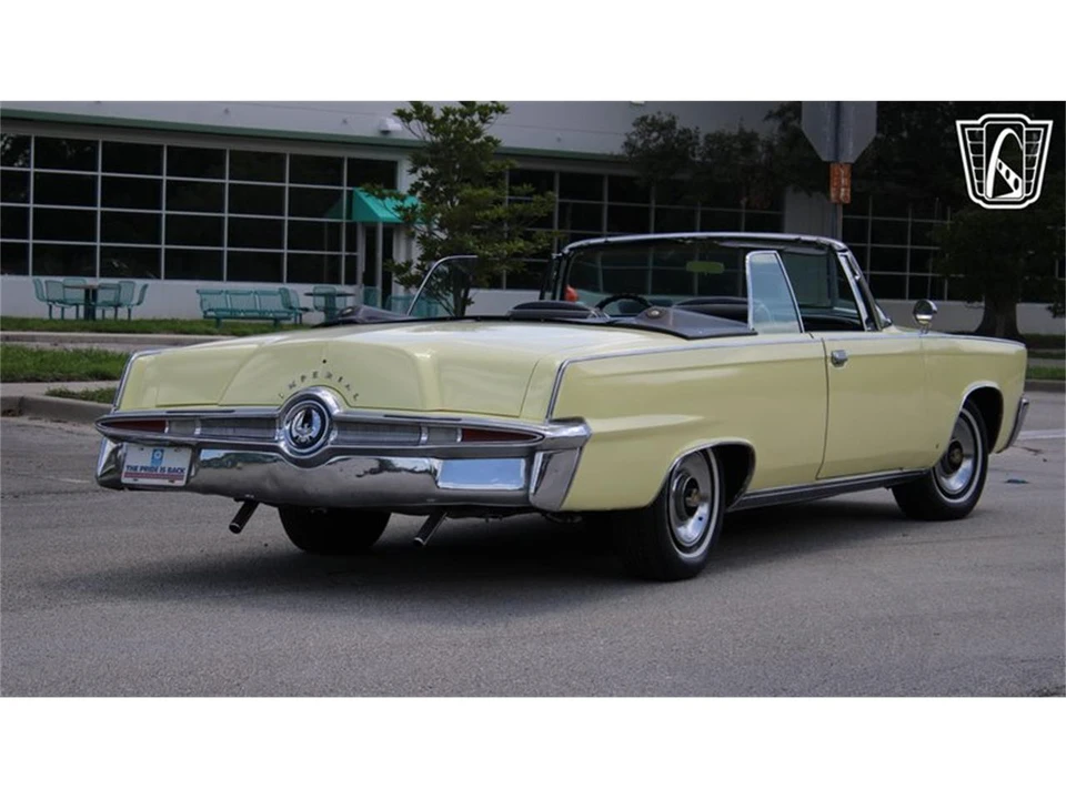 1965 Chrysler Imperial 2nd Gen - Image 15 of 31