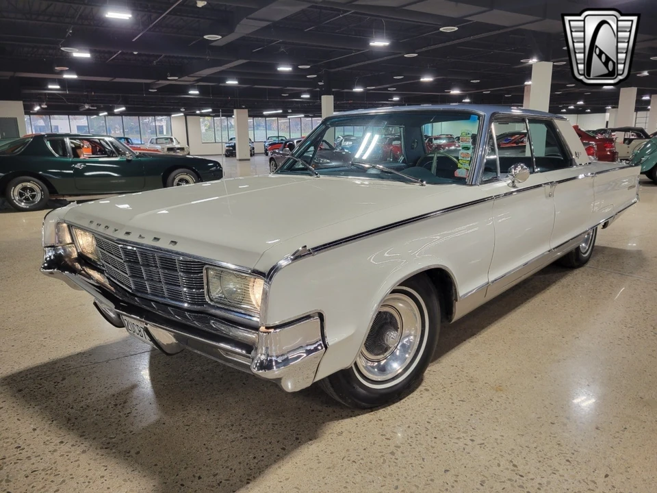 1965 Chrysler New Yorker - Image 3 of 12