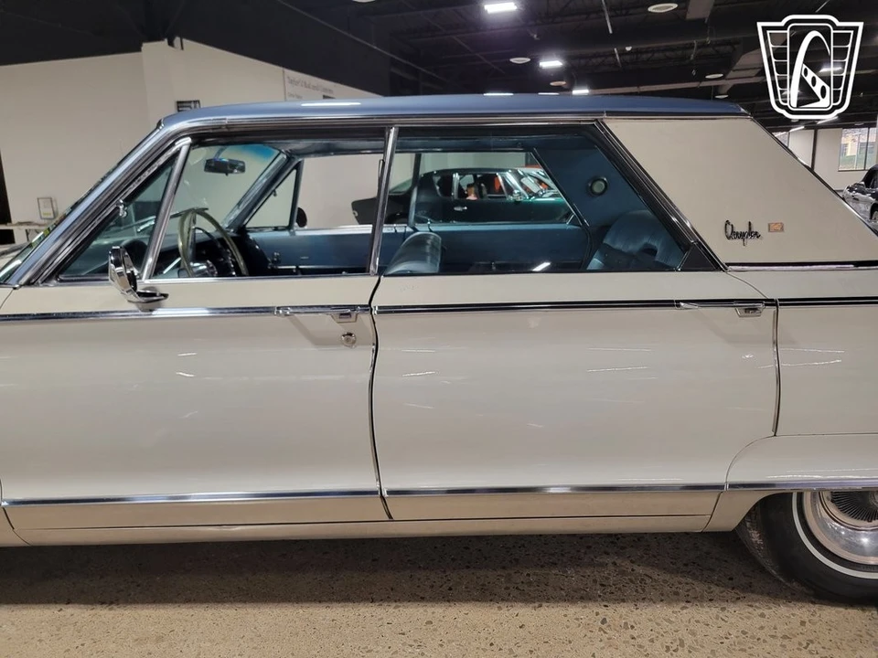 1965 Chrysler New Yorker - Image 10 of 12