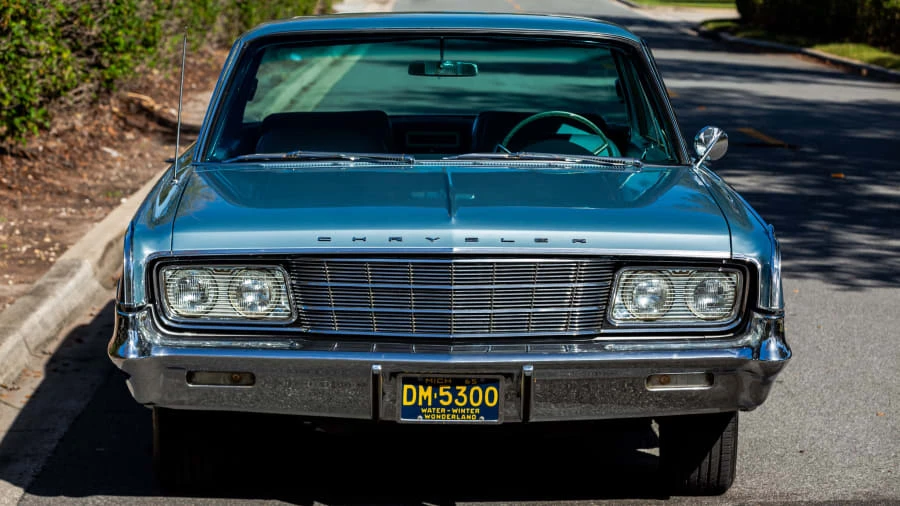 1965 Chrysler New Yorker - Image 8 of 31