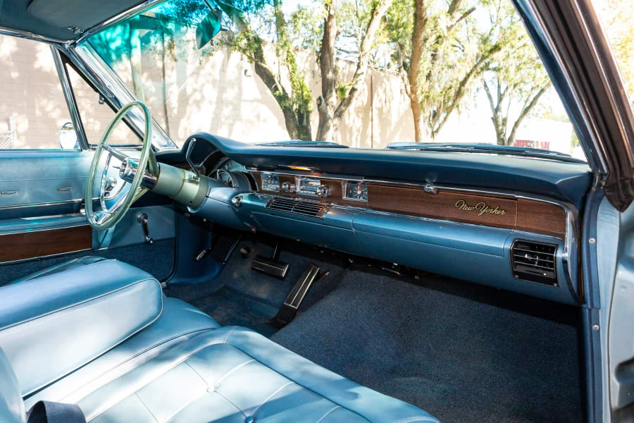 1965 Chrysler New Yorker - Image 13 of 31
