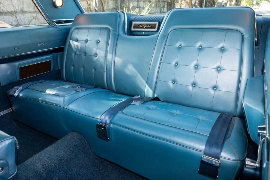 1965 Chrysler New Yorker - Image 25 of 31
