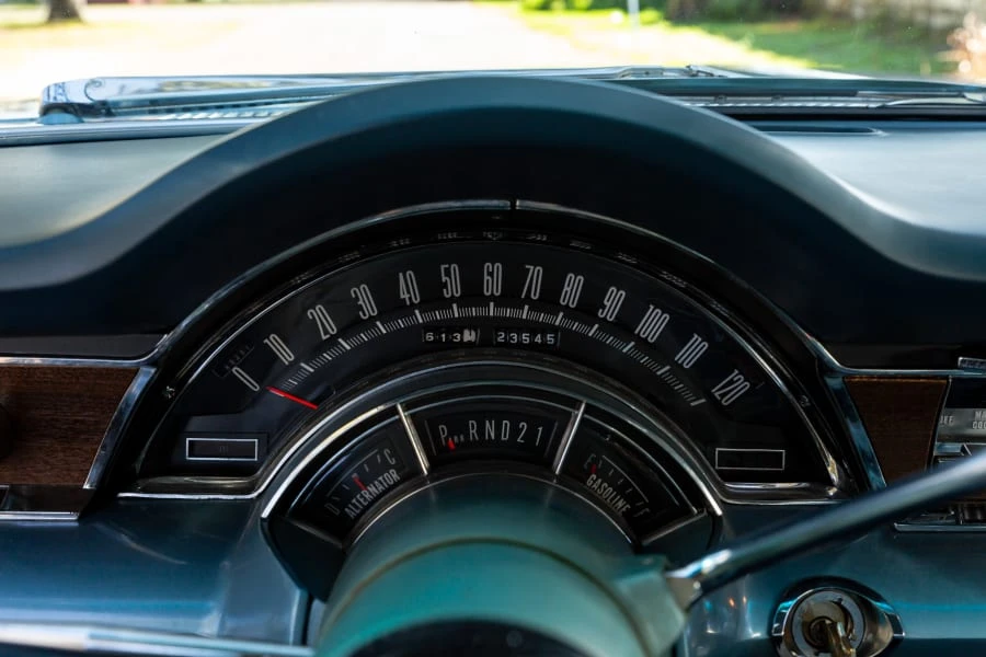 1965 Chrysler New Yorker - Image 18 of 31