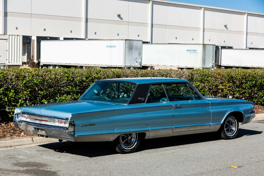1965 Chrysler New Yorker - Image 10 of 31