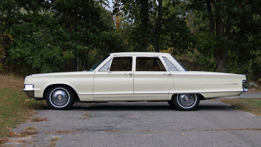 1965 Chrysler New Yorker - Image 2 of 12