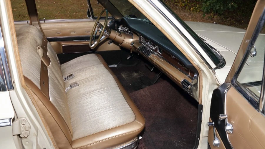 1965 Chrysler New Yorker - Image 5 of 12
