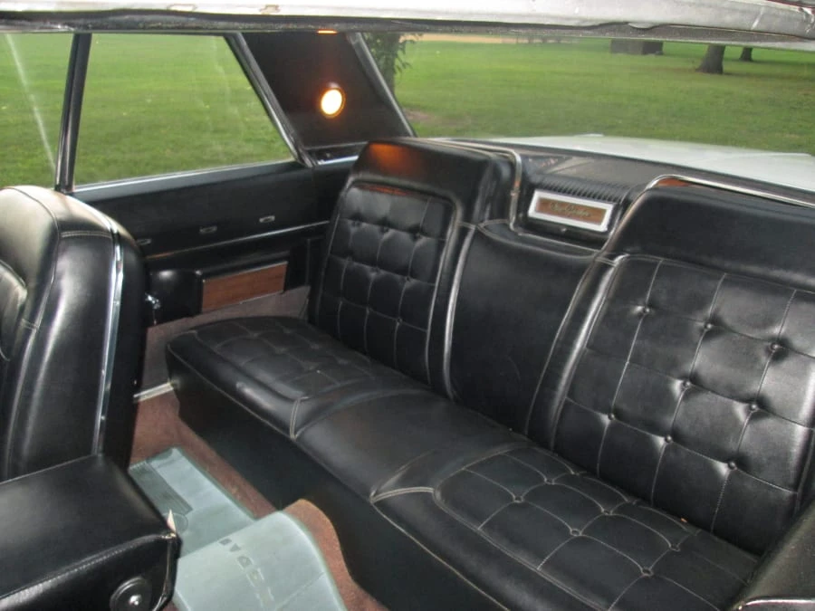 1965 Chrysler New Yorker - Image 5 of 6