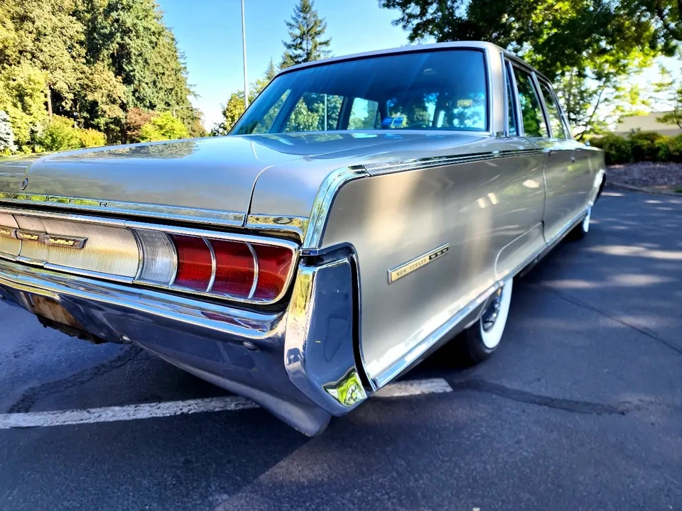 1965 Chrysler New Yorker - Image 26 of 31