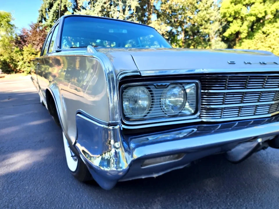 1965 Chrysler New Yorker - Image 18 of 31