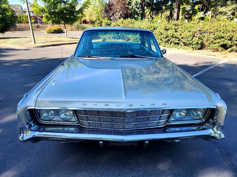 1965 Chrysler New Yorker - Image 11 of 31