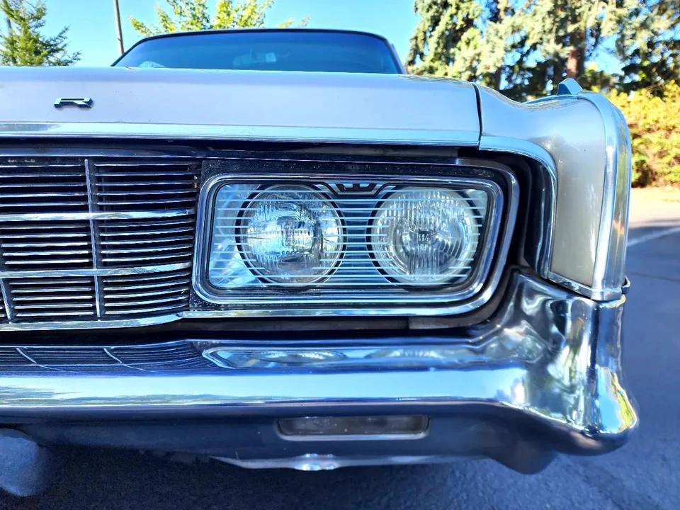 1965 Chrysler New Yorker - Image 24 of 31