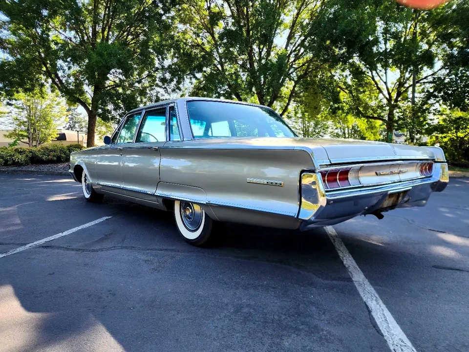 1965 Chrysler New Yorker - Image 7 of 31
