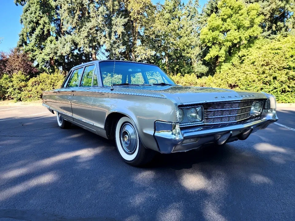 1965 Chrysler New Yorker - Image 3 of 31