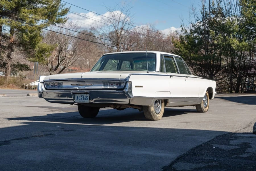 1965 Chrysler New Yorker - Image 3 of 18
