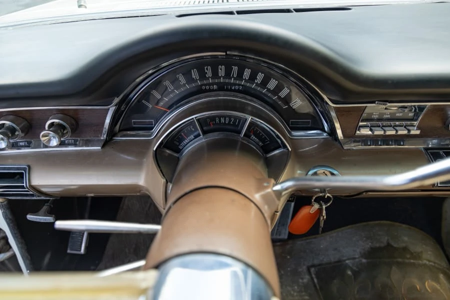 1965 Chrysler New Yorker - Image 11 of 18