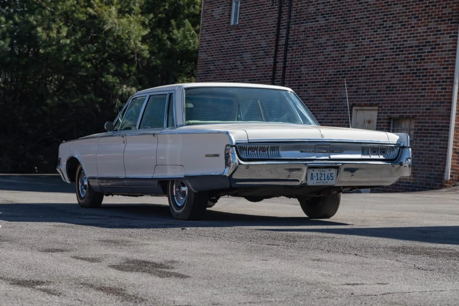 1965 Chrysler New Yorker - Image 7 of 18