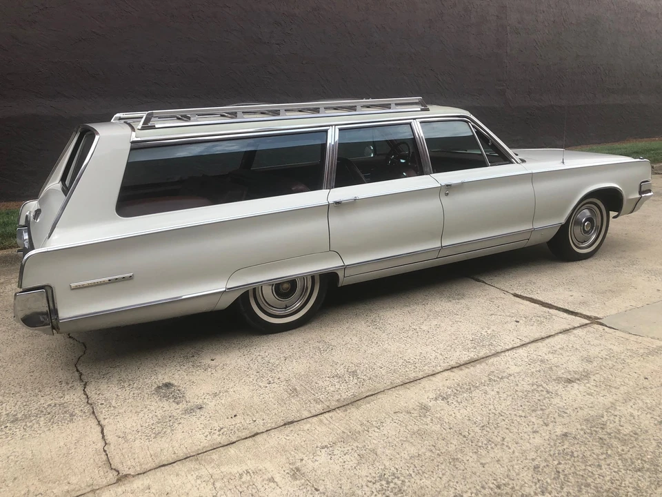 1965 Chrysler New Yorker - Image 24 of 31