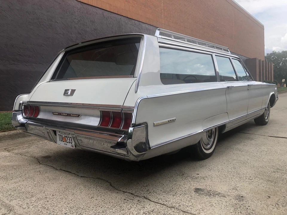 1965 Chrysler New Yorker - Image 19 of 31
