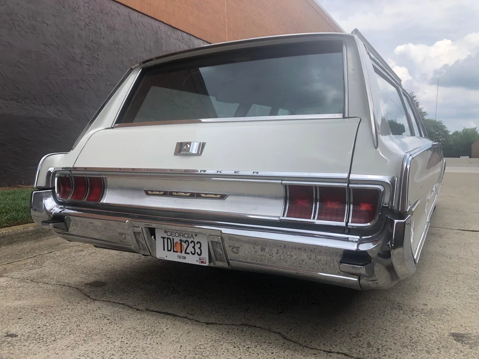 1965 Chrysler New Yorker - Image 18 of 31