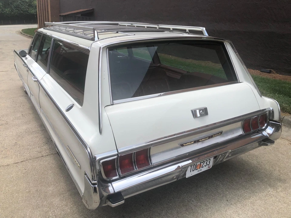 1965 Chrysler New Yorker - Image 16 of 31