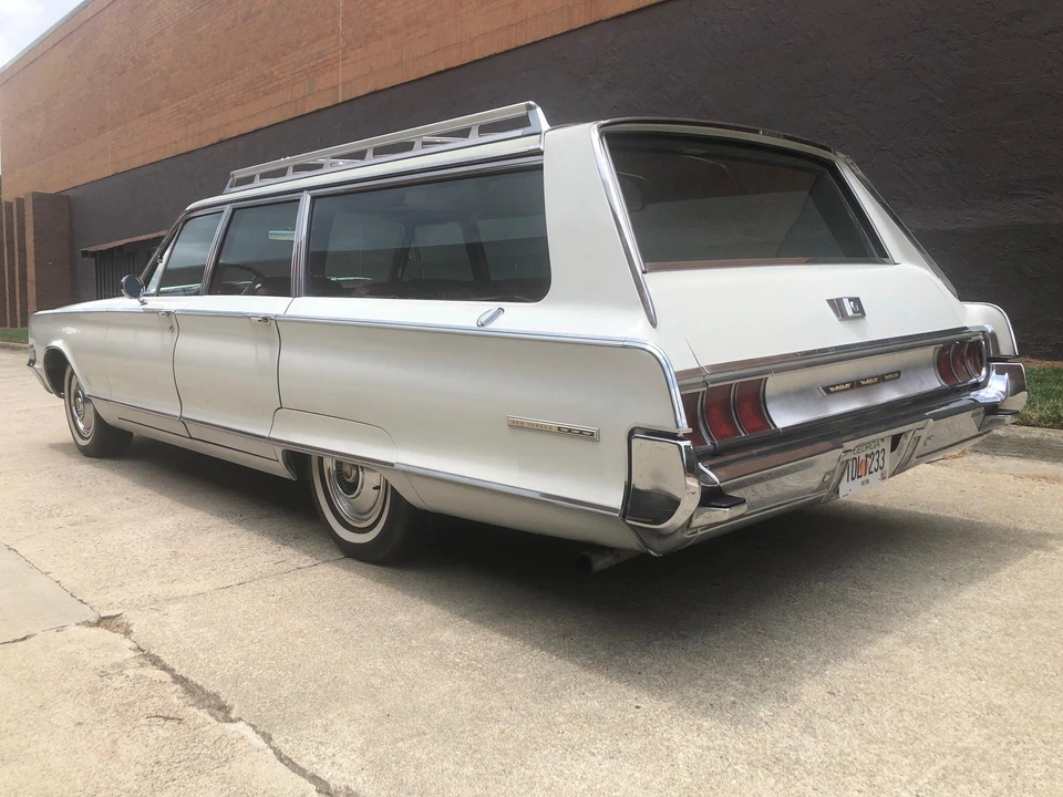 1965 Chrysler New Yorker - Image 15 of 31