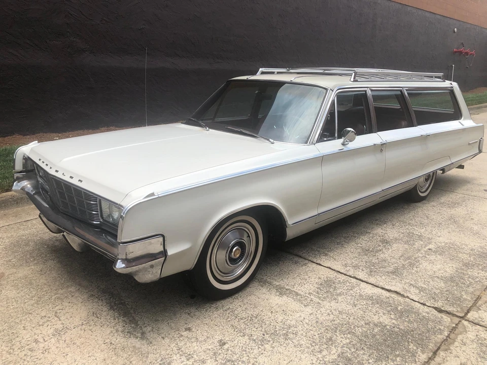 1965 Chrysler New Yorker - Image 6 of 31