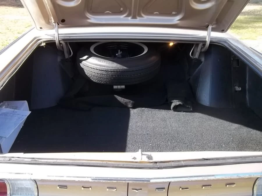 1965 Chrysler Newport - Image 6 of 8