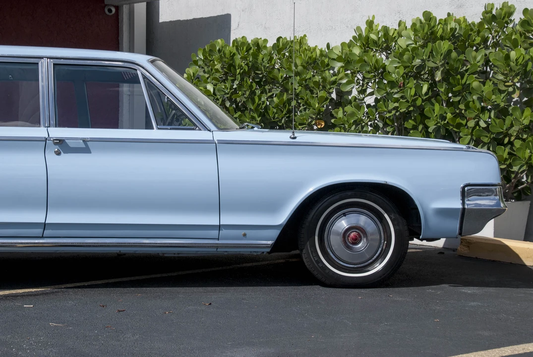 1965 Chrysler Newport - Image 7 of 31