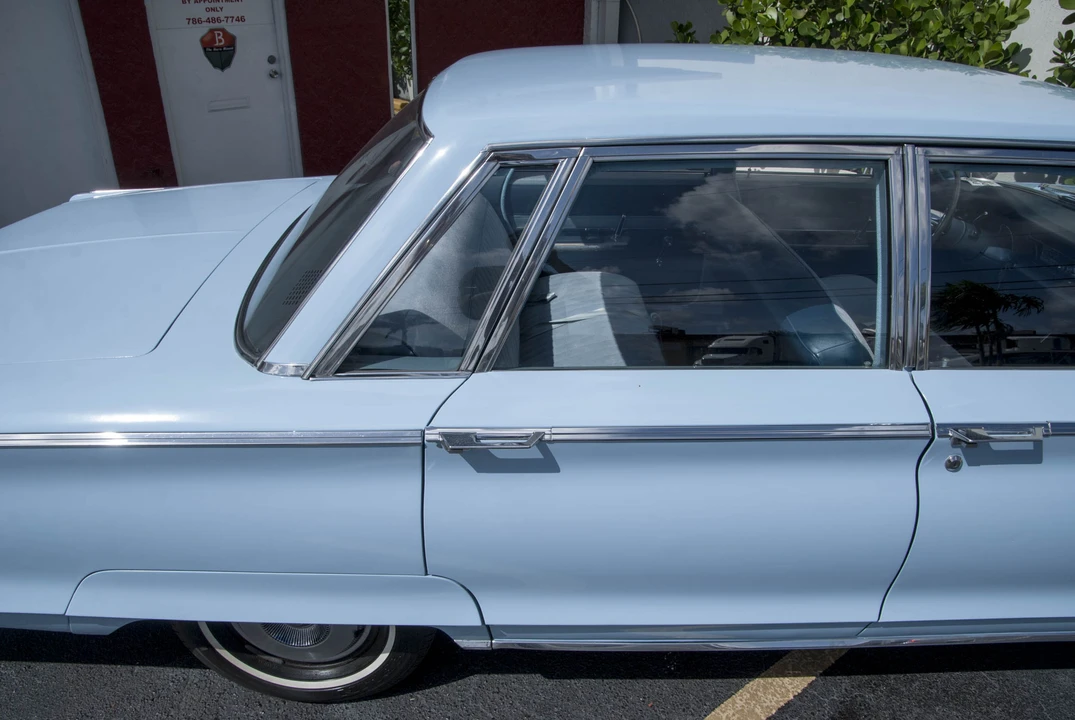 1965 Chrysler Newport - Image 10 of 31
