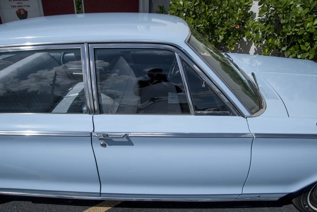 1965 Chrysler Newport - Image 11 of 31