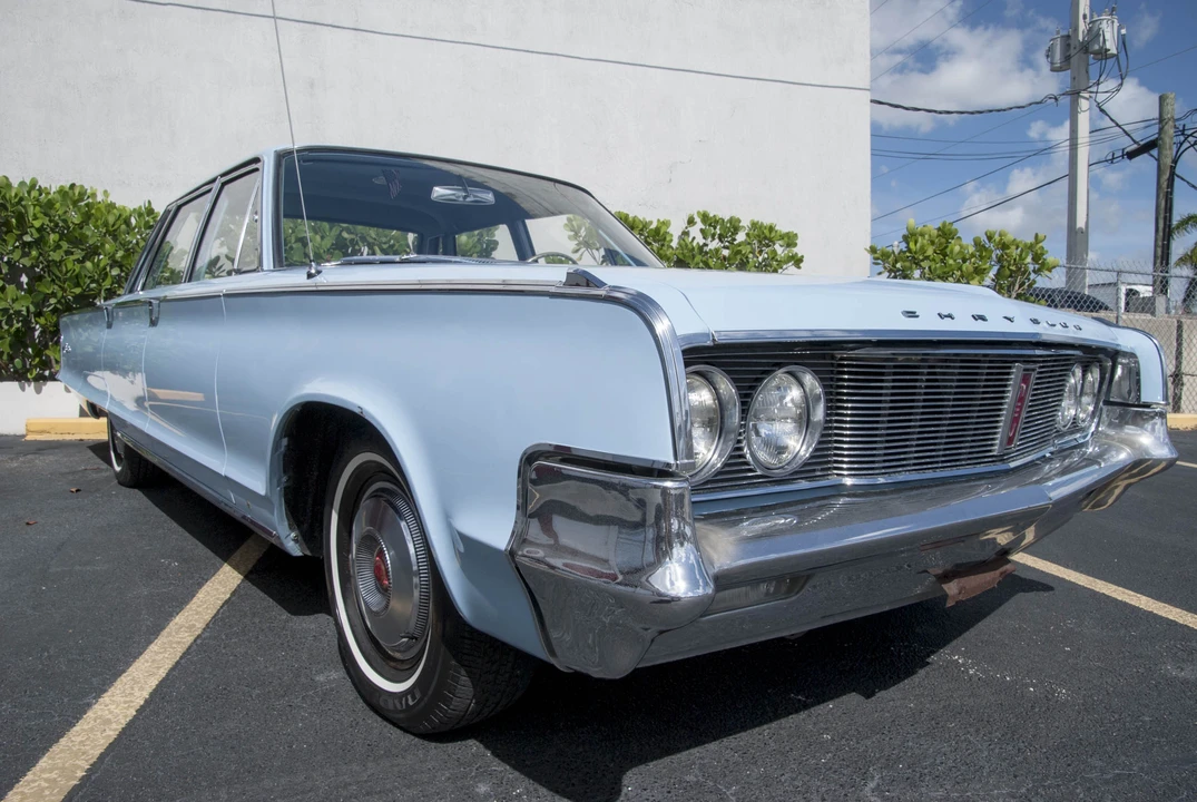 1965 Chrysler Newport - Image 27 of 31