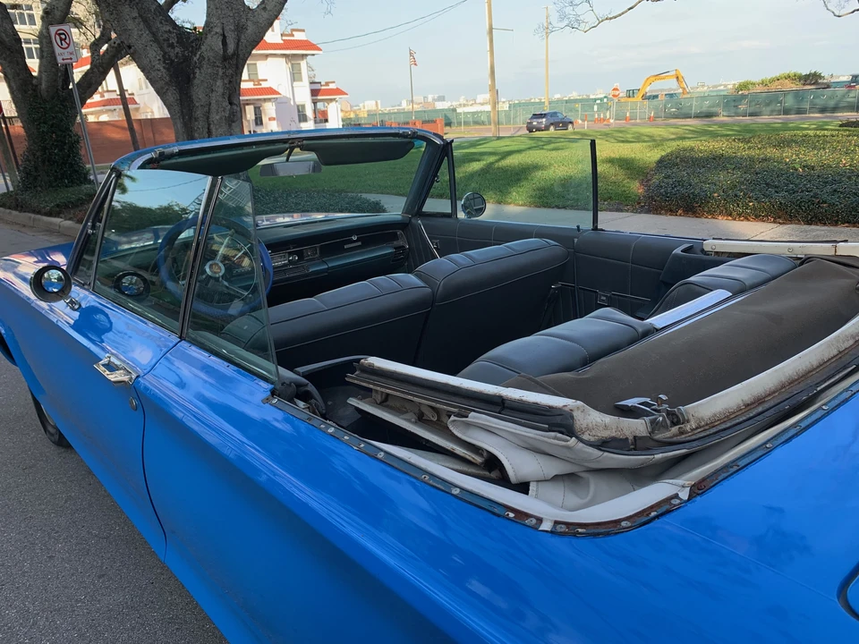 1965 Chrysler Newport - Image 22 of 31