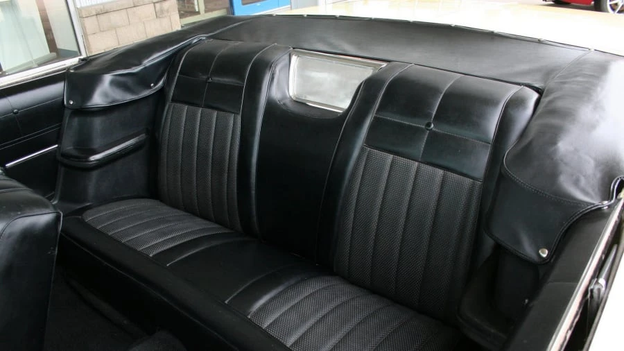 1965 Chrysler Newport - Image 7 of 9