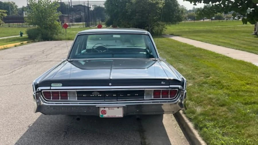 1965 Chrysler Newport - Image 2 of 8