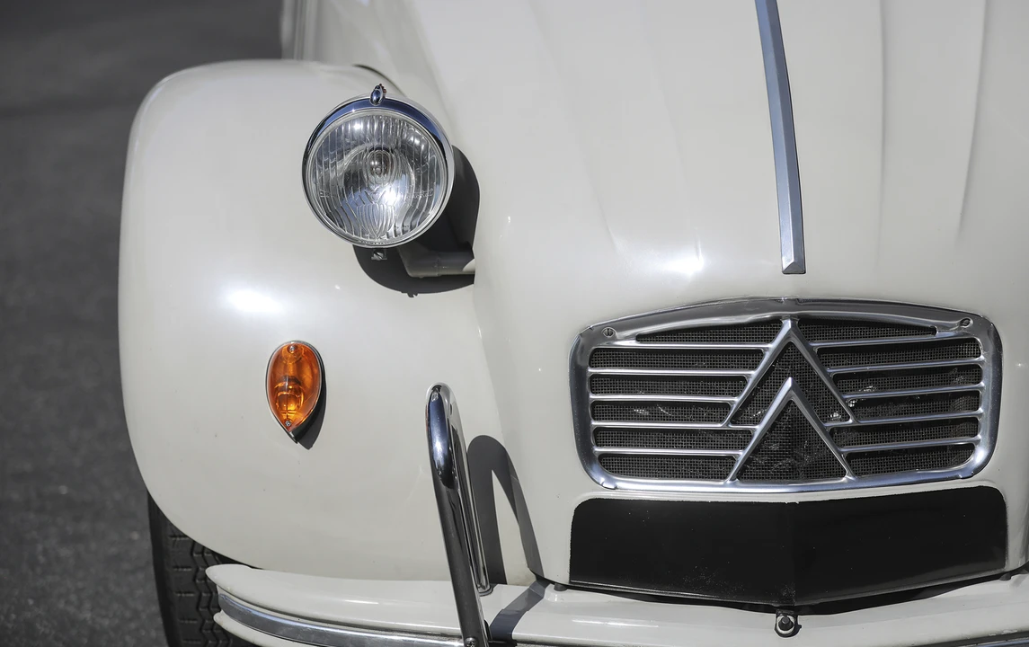 1965 Citroen 2CV - Image 8 of 12