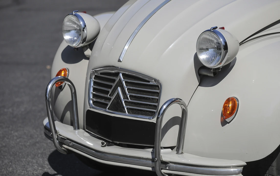 1965 Citroen 2CV - Image 9 of 12