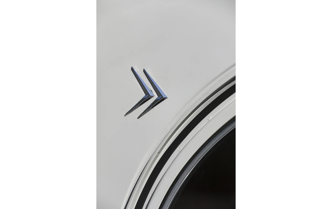 1965 Citroen 2CV - Image 11 of 12