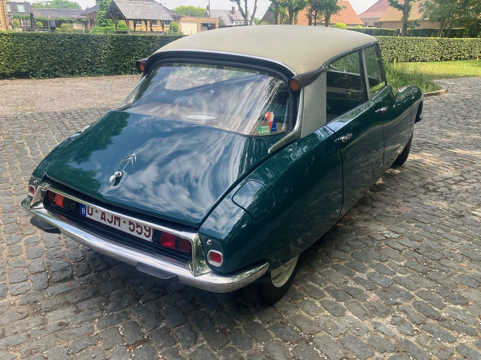 1965 Citroen ID19 - Image 15 of 31